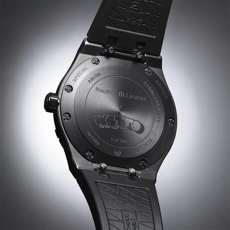 MAURICE LACROIX AIKON AI1108-PVL20-090-2