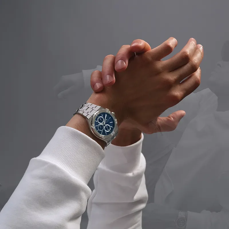 MAURICE LACROIX AIKON AI1118-SS002-430-1