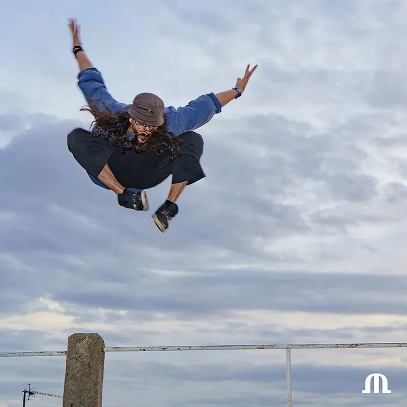 MAURICE LACROIX AIKON #TIDE AI2008-B88AZ-000-0