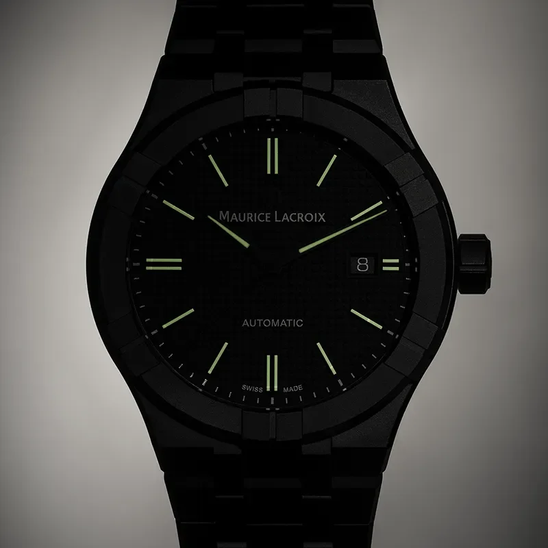 MAURICE LACROIX AIKON AI6008-CRM22-330-2