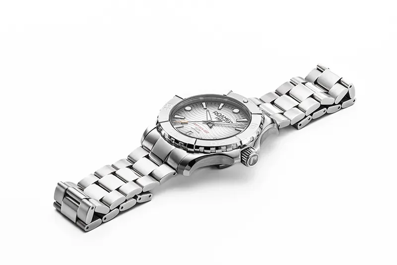ROAMER DEEP SEA 200 860833 41 15 70