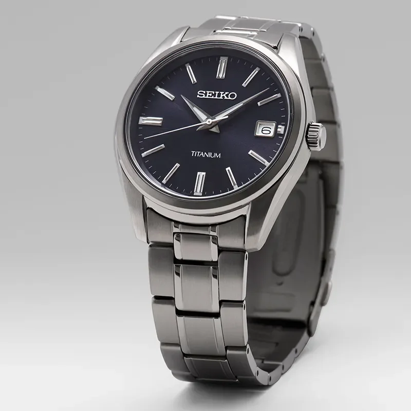 SEIKO MENS TITANIUM SUR373P1